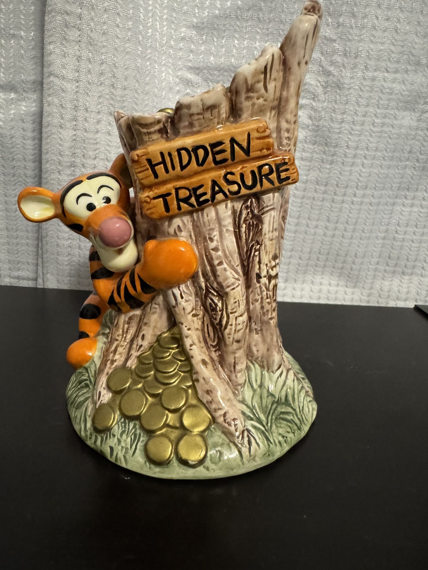 Disney Tigger Bank