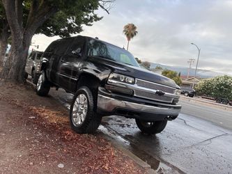 2005 Chevrolet Suburban