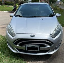 2015 Ford Fiesta
