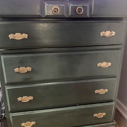 Dresser Green