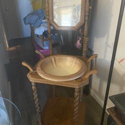 Old Fashion Basin W/mirror