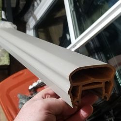 Trex Select Decking Railing On top Crow, 6 Feet Long. New.