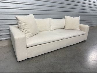 White Living Spaces Utopia Sofa