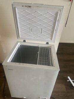 Galanz Chest Freezer White