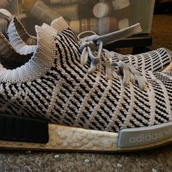 Adidas NMD R1 STLT PK Primeknit Men's Size 10 Running Shoes Grey Core Black