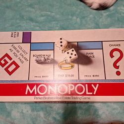 1975 Monopoly Board Game