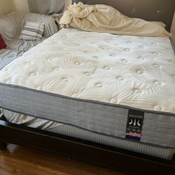 Queen size mattress Brand New 