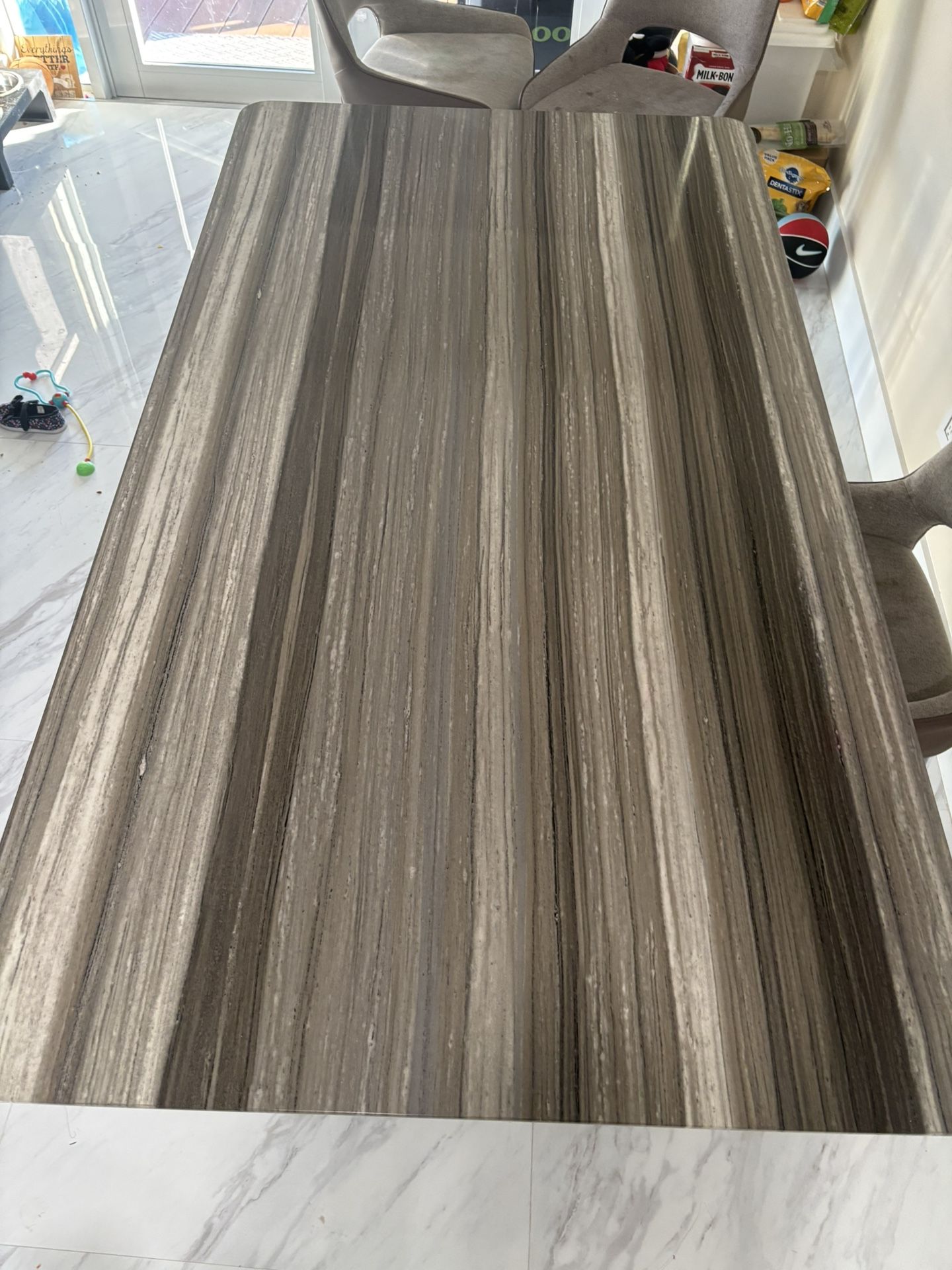 Dinning Table