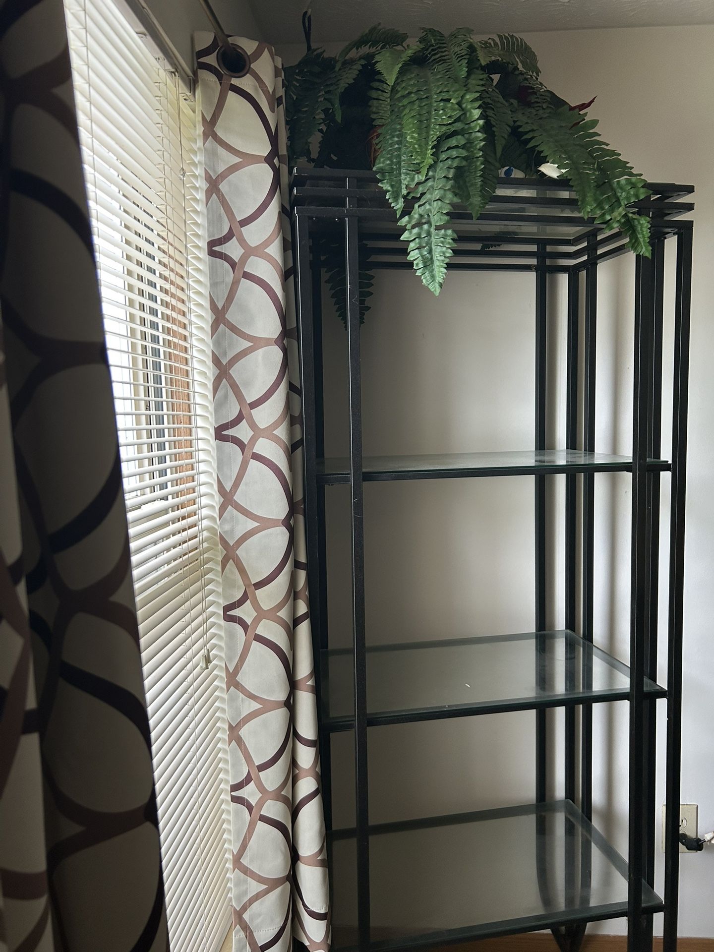 Black Stand! 4 Shelves