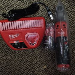Milwaukee M12 Fuel 12-Volt 3/8" Rachet , Battery And Charger Included 