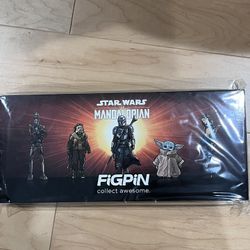 Mandalorian Figpin Set