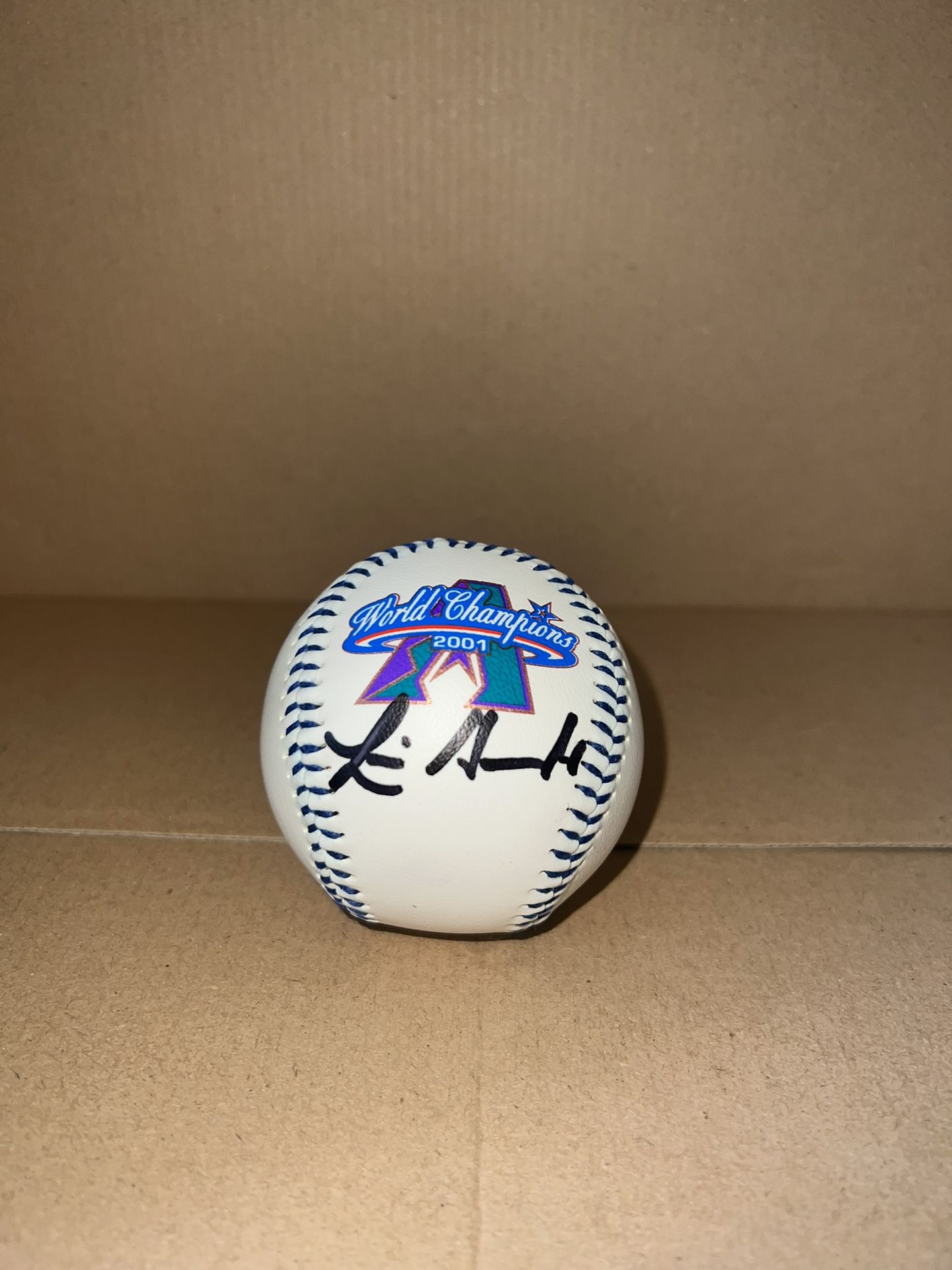 Autographed Luis Gonzalez Baseball for Sale in Flagstaff, AZ - OfferUp