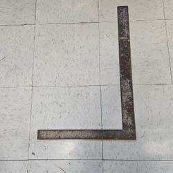 Russwin 16" X 24" Metal Square I-7954