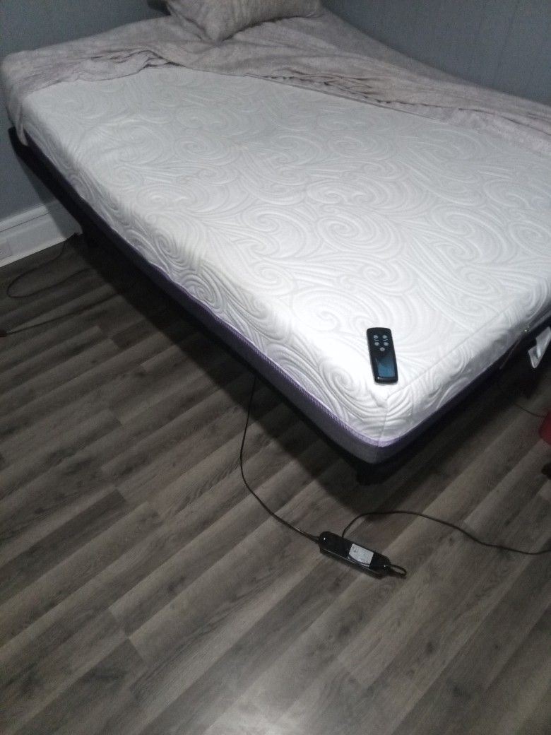 Queen Size Electric Powered Bed With Remote