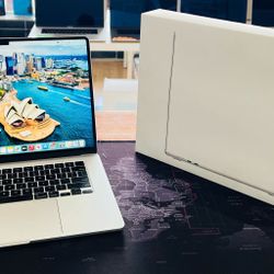 Apple MacBook Air 15” M3 2024 24GB RAM 1TB SSD Apple Care+ 07/15/2027!! Like New in box
