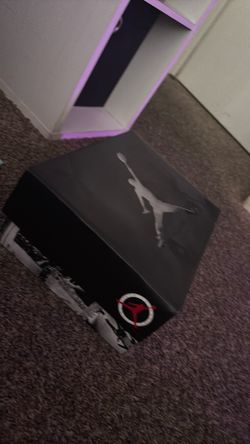 AIR JORDAN 4 RETRO OG LIMITED EDITION SIZE 6