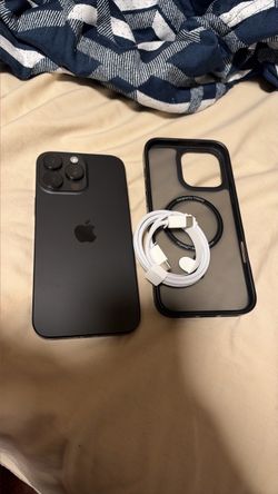 iPhone 16 Pro Max - 256GB - UNLOCKED - 100% Battery Health
