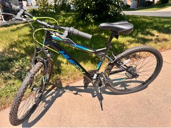 Huffy Incline 26” Mountain Bike