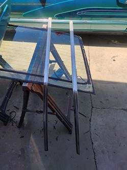 Cadillac roof vinyl chromes