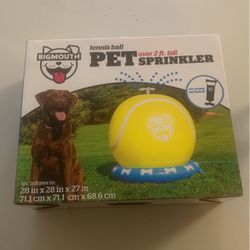 Big Tennis Ball Pet Sprinkler 