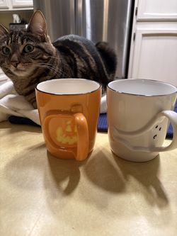 Starbucks Halloween mugs (2003)