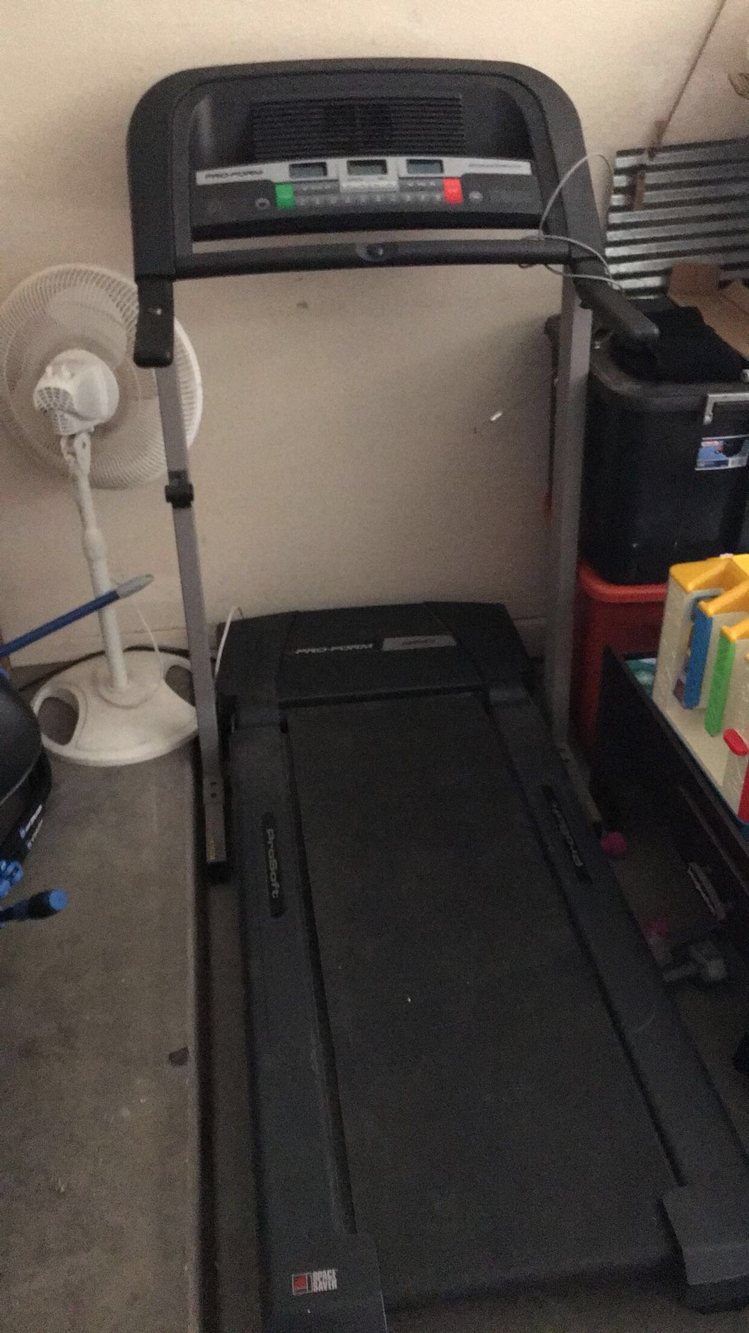 Proform 350 treadmill for Sale in Surprise AZ OfferUp