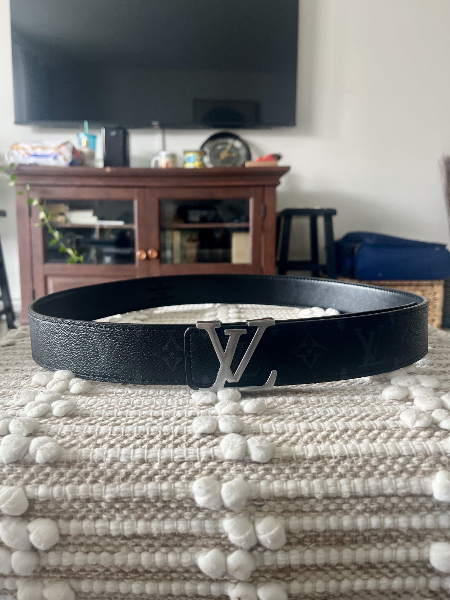 Louis Vuitton (LV) Men’s Luxury Belt Size 34-40