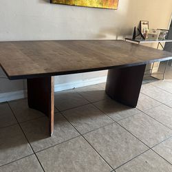 Dinning Table 