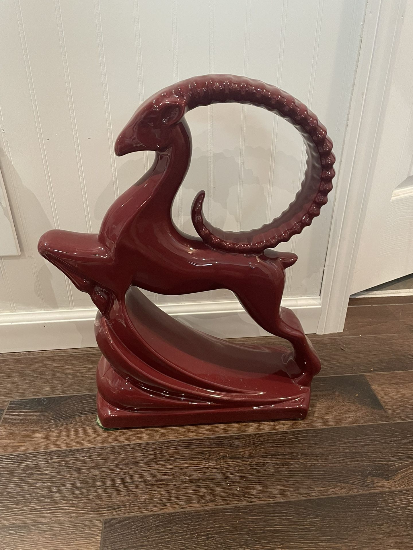 Haeger Gazelle/Ram MCM Statue in Mauve