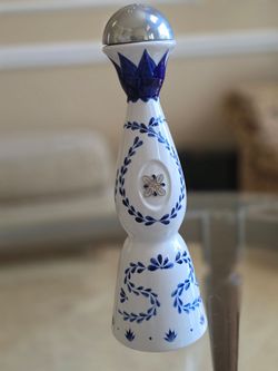 Clase Azul Reposado Tequila Decanter Empty 750ml Hand Painted Ceramic Bottle
