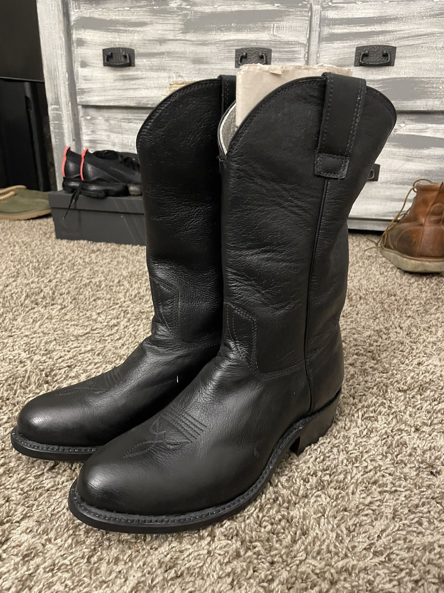 Men’s Cowboy Boots 10.5