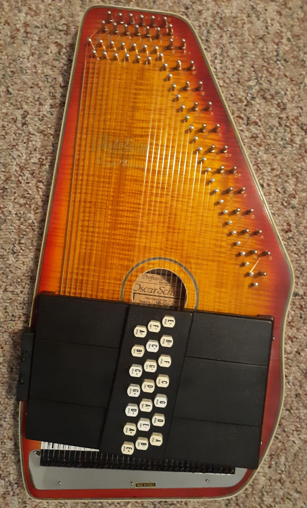 AUTOHARP "OScar Schmidt" serial no:991218 Cherry Sunburst