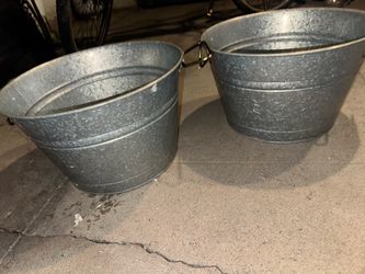 2 containers you can use anything like beer 🍺
