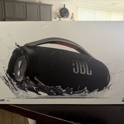JBL BoomBox3 