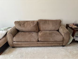 Free Brown Couch ( in La Jolla)