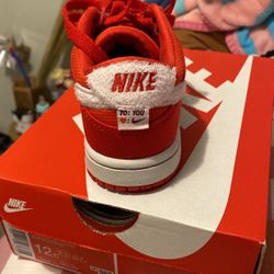 Valentine Edition Dunks 
