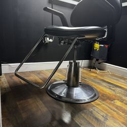 Barber / Stylist chair