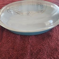 Vintage Pyrex Baking Dish