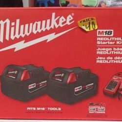 Milwaukee M18 Starter Kit 2 Batteries 5.0 And Charger