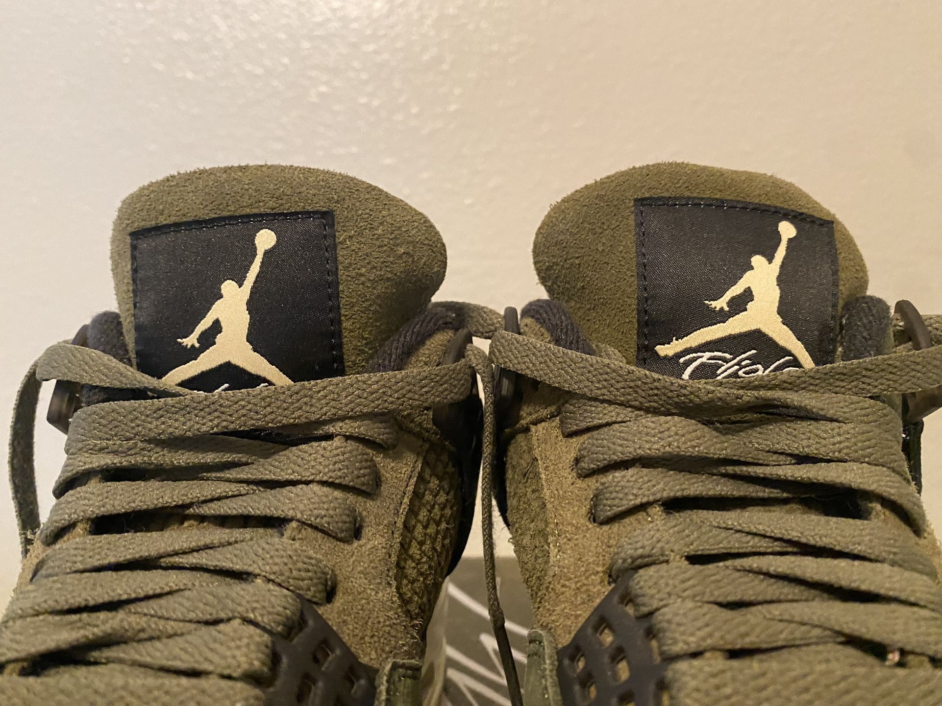 Olive Craft Jordan 4, Size 7 Men's