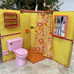 American Girl Doll Bathroom And Journey Girl Beds, Tent