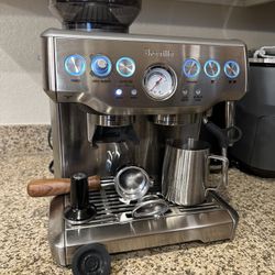 Breville Barista Express Espresso Machine 