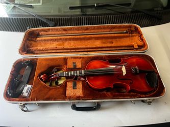 Violin with Hard Case and Bow