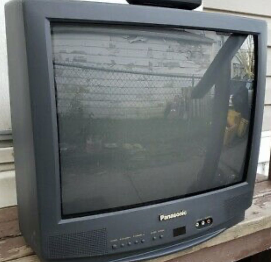 Panasonic- 32" CRT TV Retro Gaming Television Vintage ORIGINAL