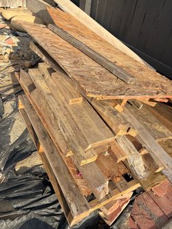Free lumber wood left over from construction