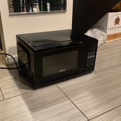 Microwave $15 OBO