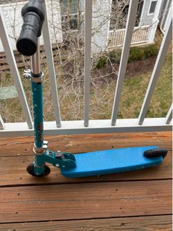 Kids scooter