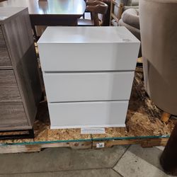 White 3 Drawer Dresser