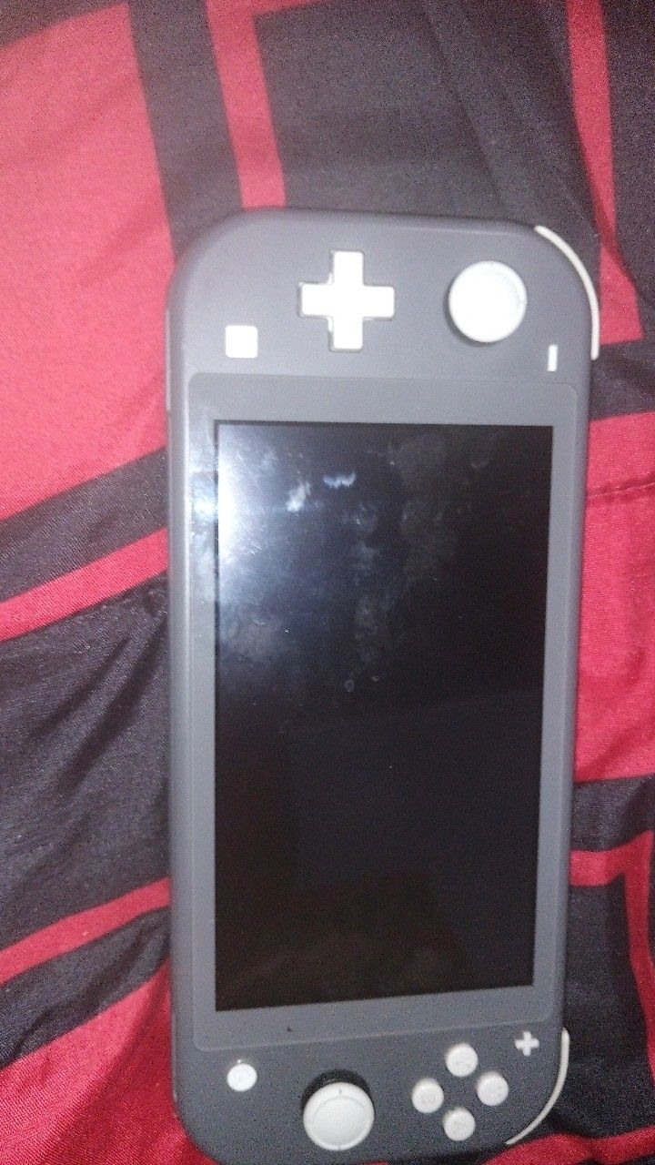 Nintendo switch lite $160
