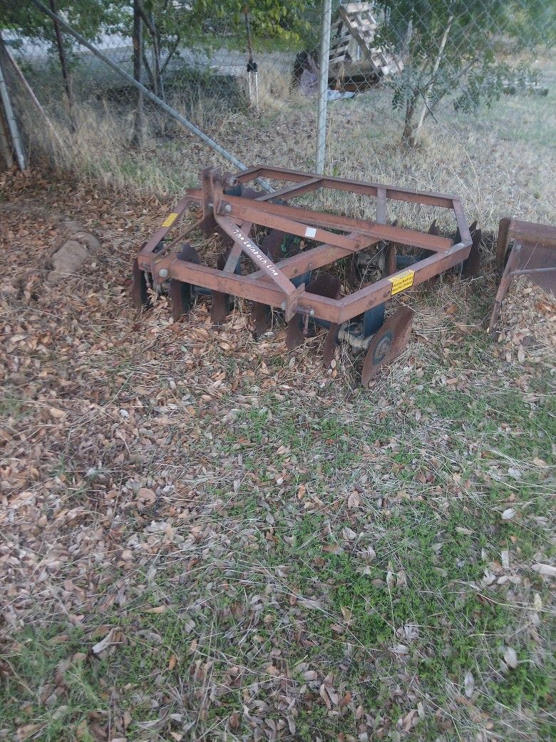 Tractor 3piece Hook Up Elements/Tools Read Discri